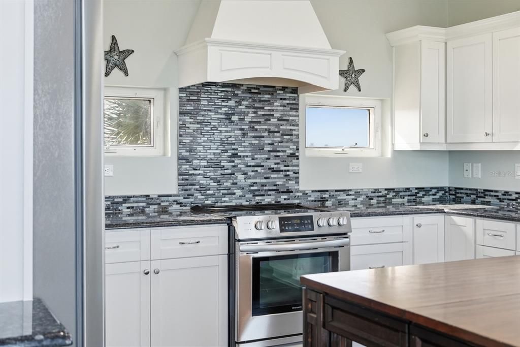 待售: $1,399,000 (5 贝兹, 3 浴室, 2687 平方英尺)