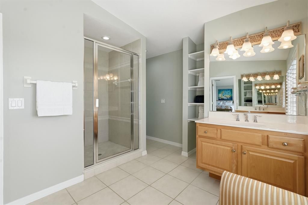 待售: $1,399,000 (5 贝兹, 3 浴室, 2687 平方英尺)