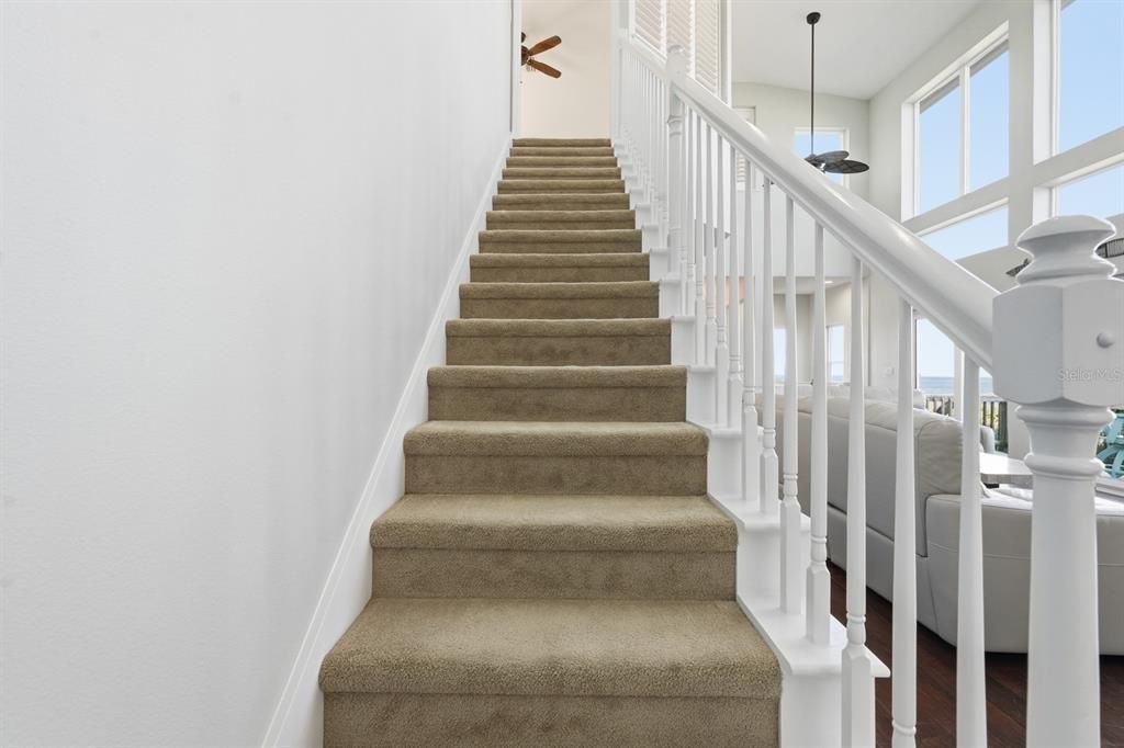 待售: $1,399,000 (5 贝兹, 3 浴室, 2687 平方英尺)