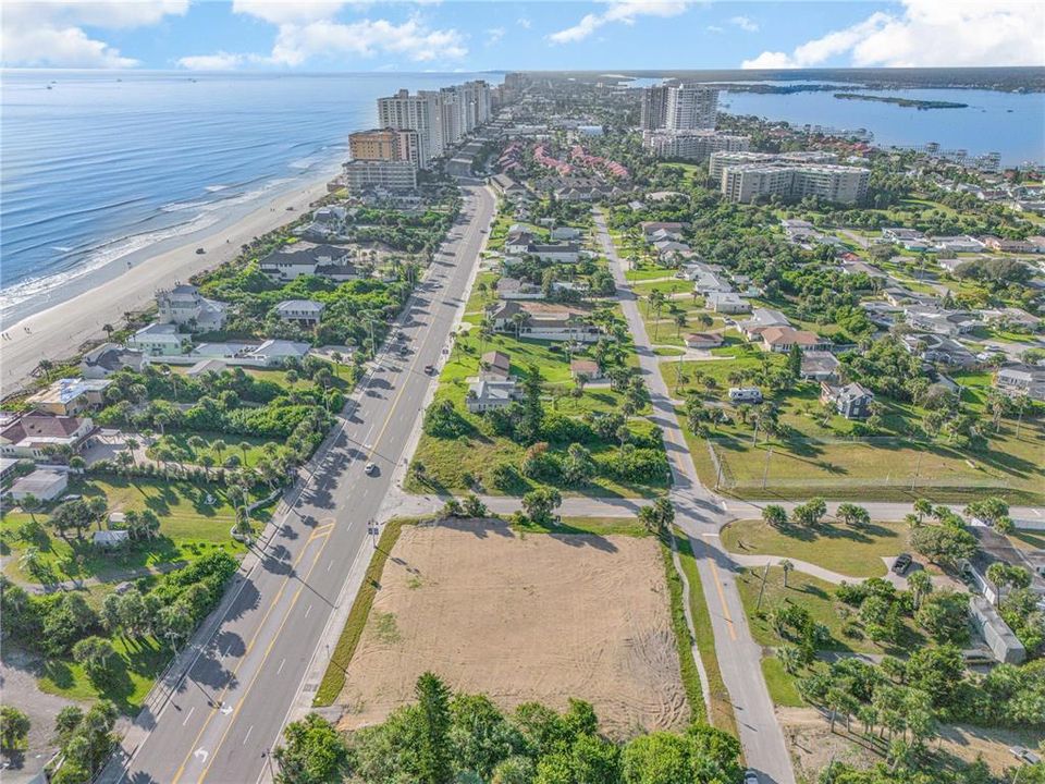 For Sale: $399,900 (0.75 acres)