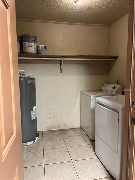 For Sale: $425,000 (0 beds, 0 baths, 2592 Square Feet)