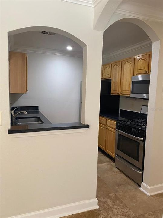 For Rent: $1,800 (3 beds, 2 baths, 1192 Square Feet)