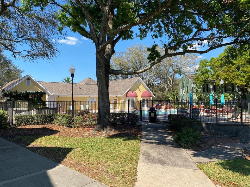 For Rent: $1,800 (3 beds, 2 baths, 1192 Square Feet)