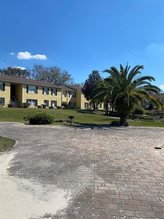 For Rent: $1,800 (3 beds, 2 baths, 1192 Square Feet)