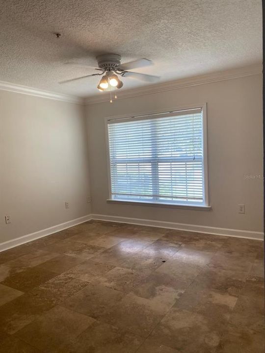 For Rent: $1,800 (3 beds, 2 baths, 1192 Square Feet)