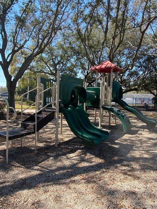 For Rent: $1,800 (3 beds, 2 baths, 1192 Square Feet)