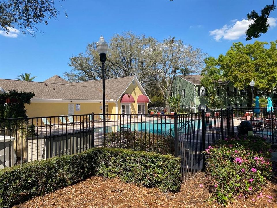 For Rent: $1,800 (3 beds, 2 baths, 1192 Square Feet)