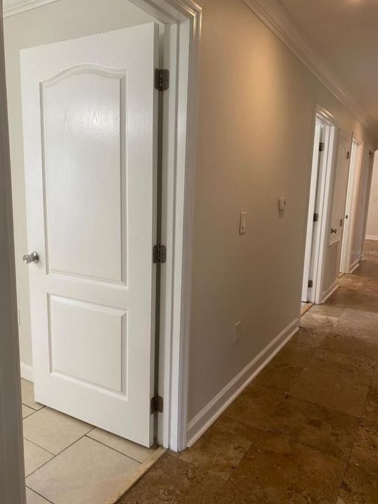 For Rent: $1,800 (3 beds, 2 baths, 1192 Square Feet)