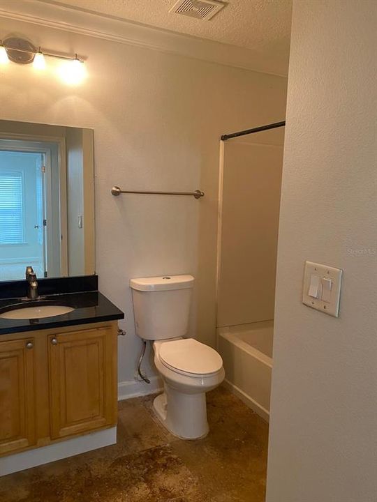 For Rent: $1,800 (3 beds, 2 baths, 1192 Square Feet)