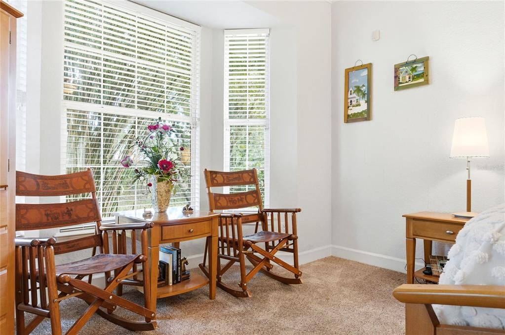 待售: $449,000 (4 贝兹, 2 浴室, 2495 平方英尺)