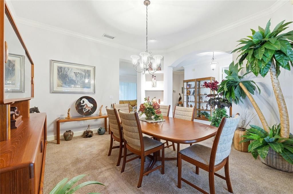 待售: $449,000 (4 贝兹, 2 浴室, 2495 平方英尺)