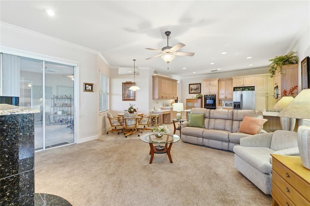 待售: $449,000 (4 贝兹, 2 浴室, 2495 平方英尺)