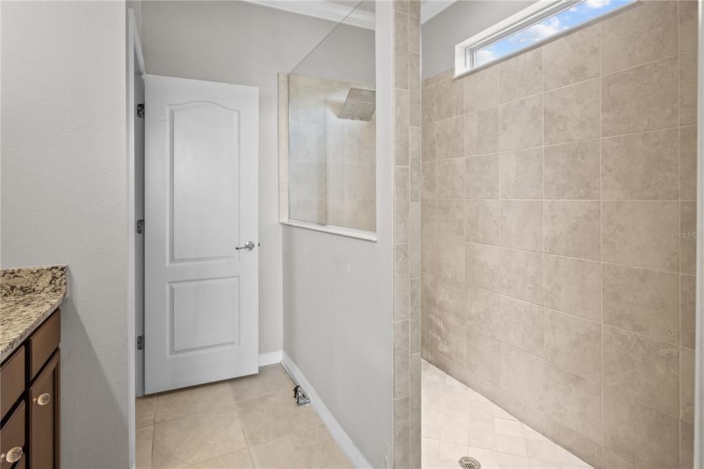 待售: $430,000 (3 贝兹, 2 浴室, 2162 平方英尺)