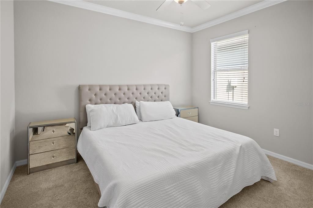 待售: $430,000 (3 贝兹, 2 浴室, 2162 平方英尺)