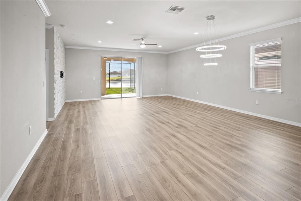 待售: $430,000 (3 贝兹, 2 浴室, 2162 平方英尺)