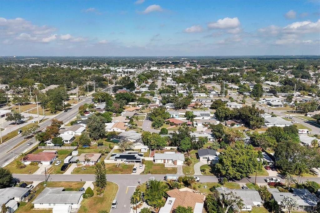 合同活跃: $319,000 (2 贝兹, 2 浴室, 1192 平方英尺)