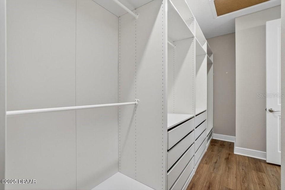 En Venta: $725,000 (5 camas, 4 baños, 3051 Pies cuadrados)