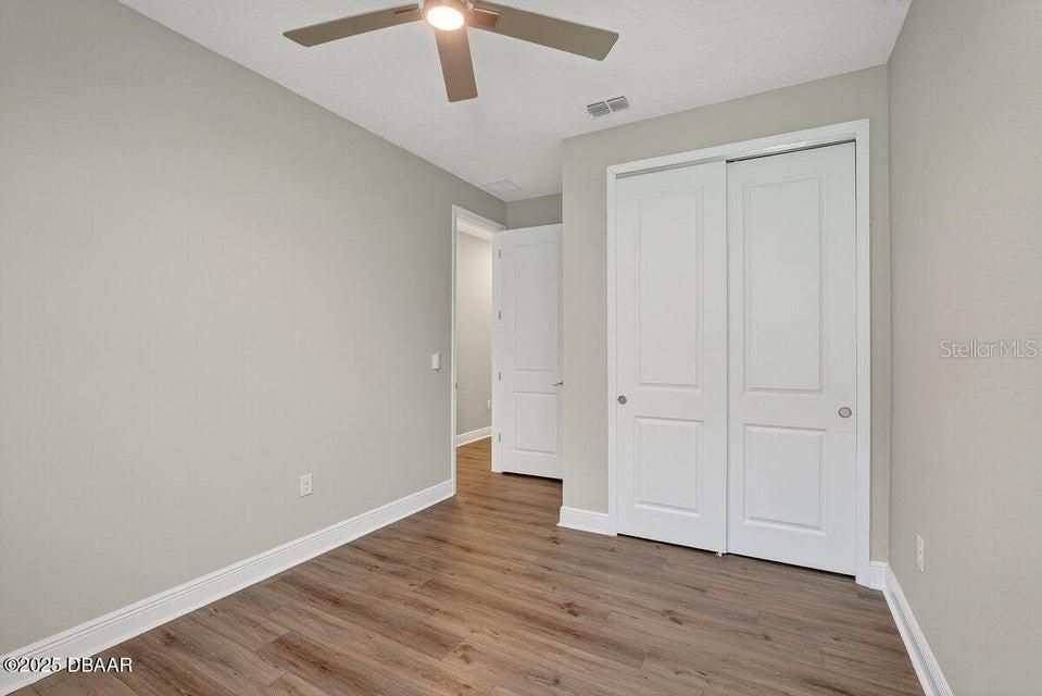 En Venta: $725,000 (5 camas, 4 baños, 3051 Pies cuadrados)