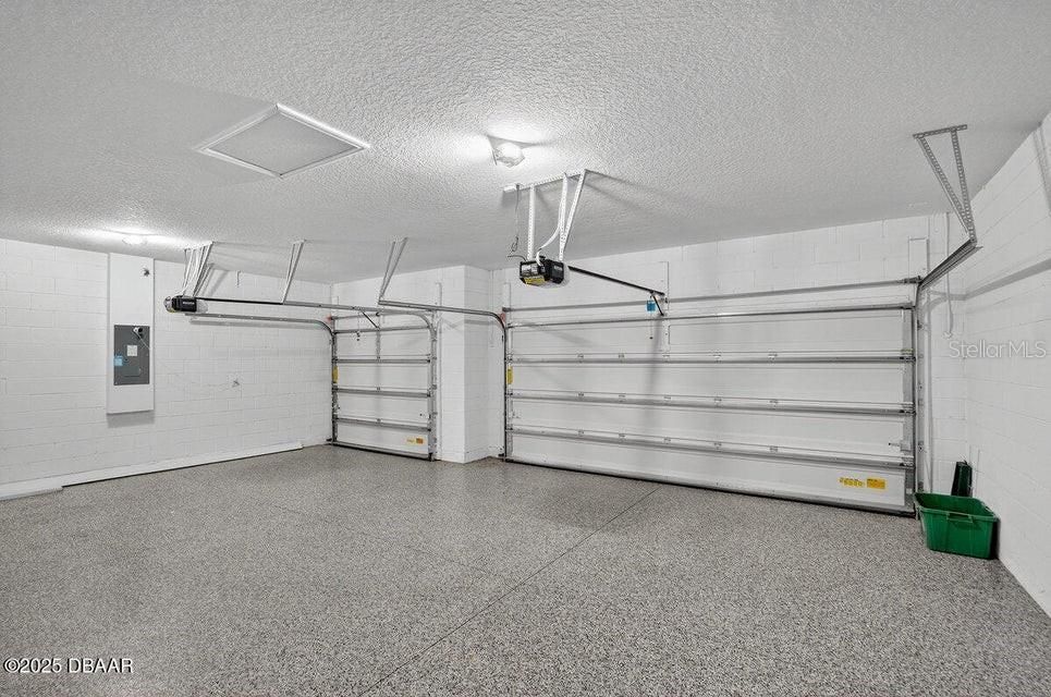 En Venta: $725,000 (5 camas, 4 baños, 3051 Pies cuadrados)