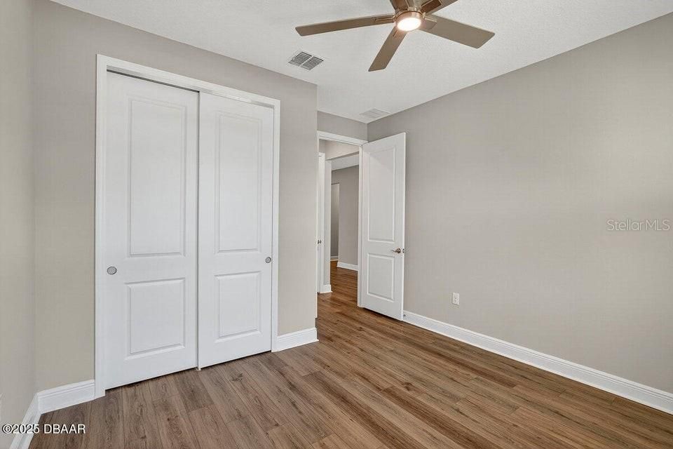 En Venta: $725,000 (5 camas, 4 baños, 3051 Pies cuadrados)