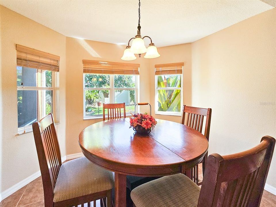 For Sale: $344,000 (3 beds, 2 baths, 1614 Square Feet)