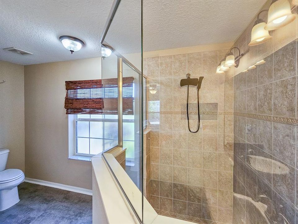 For Sale: $344,000 (3 beds, 2 baths, 1614 Square Feet)