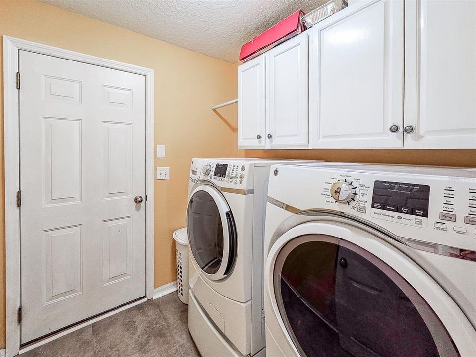 For Sale: $344,000 (3 beds, 2 baths, 1614 Square Feet)