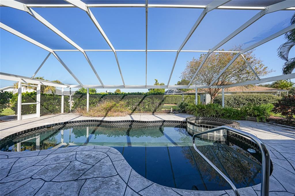 待售: $399,000 (3 贝兹, 2 浴室, 2805 平方英尺)