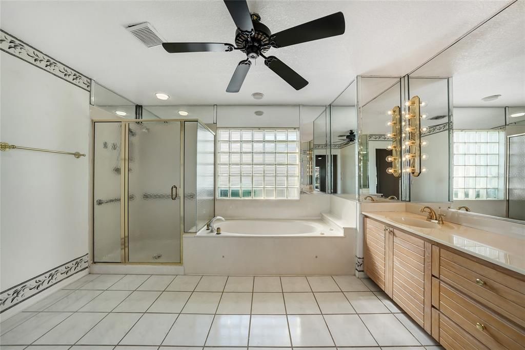 待售: $399,000 (3 贝兹, 2 浴室, 2805 平方英尺)