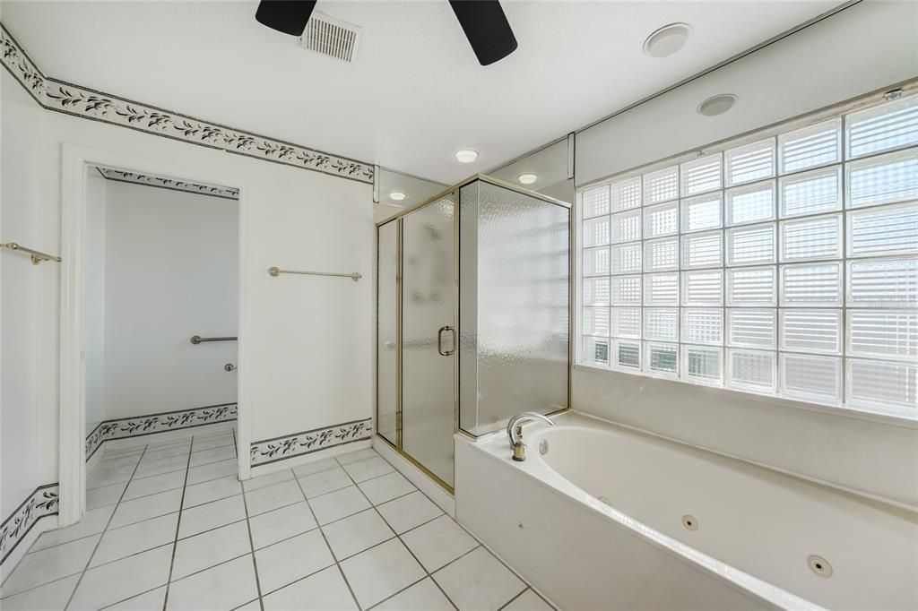 待售: $399,000 (3 贝兹, 2 浴室, 2805 平方英尺)