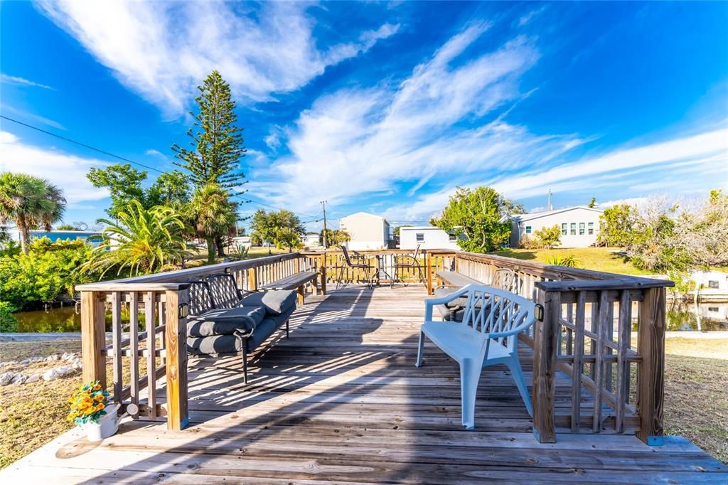 待售: $239,900 (2 贝兹, 1 浴室, 791 平方英尺)