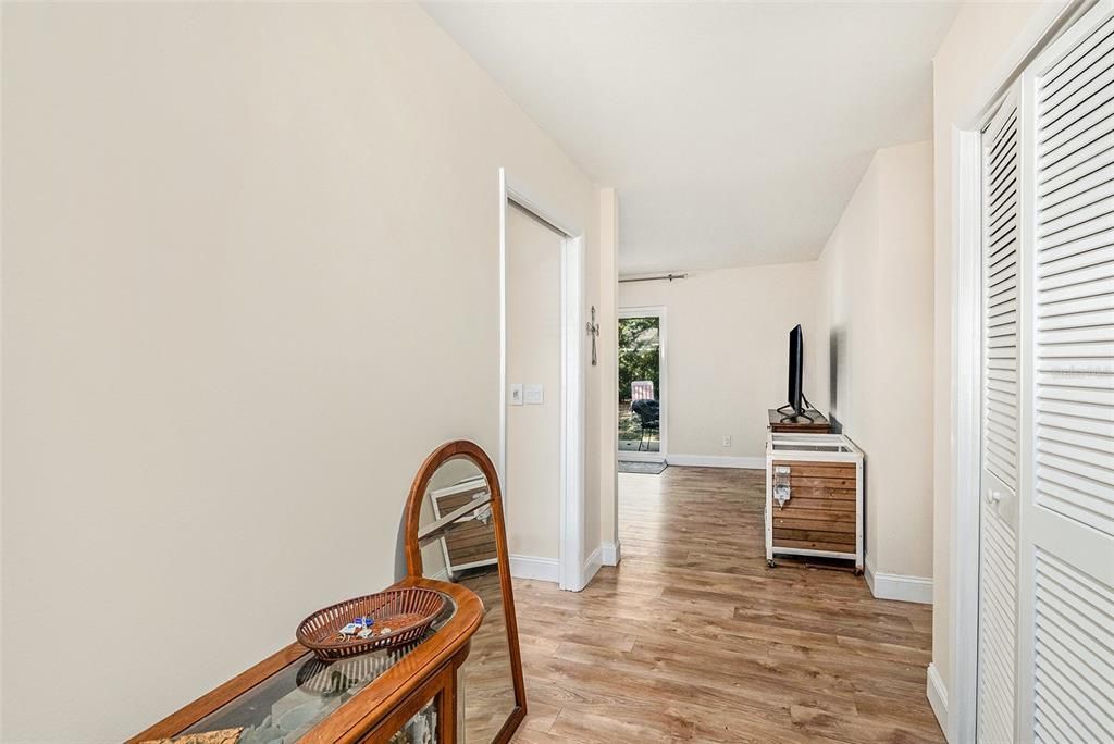 En Venta: $450,000 (3 camas, 2 baños, 1624 Pies cuadrados)