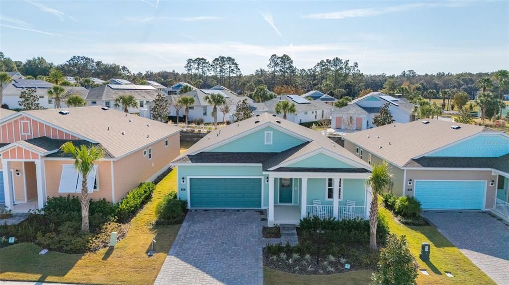 For Sale: $334,990 (3 beds, 3 baths, 2025 Square Feet)