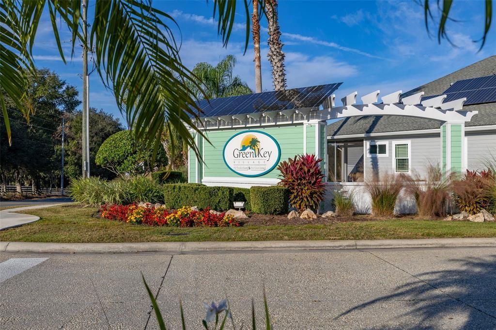 For Sale: $334,990 (3 beds, 3 baths, 2025 Square Feet)