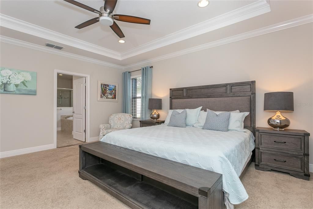 For Sale: $439,900 (4 beds, 2 baths, 2161 Square Feet)