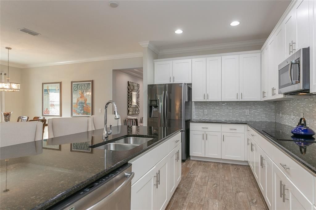 For Sale: $439,900 (4 beds, 2 baths, 2161 Square Feet)