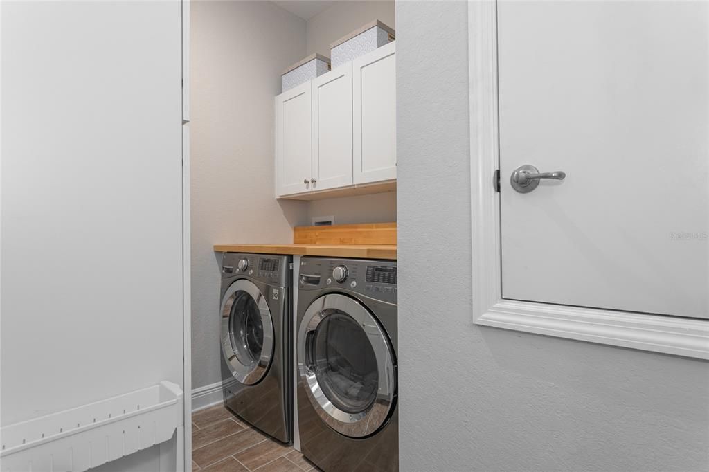 For Sale: $439,900 (4 beds, 2 baths, 2161 Square Feet)