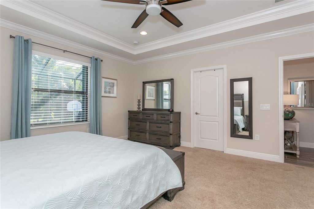 For Sale: $439,900 (4 beds, 2 baths, 2161 Square Feet)