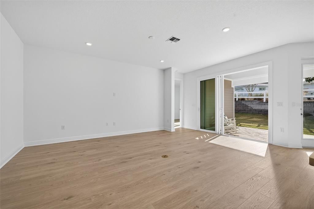 待售: $329,990 (3 贝兹, 2 浴室, 1888 平方英尺)