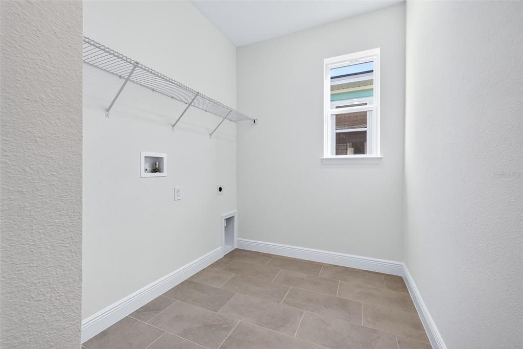 待售: $329,990 (3 贝兹, 2 浴室, 1888 平方英尺)