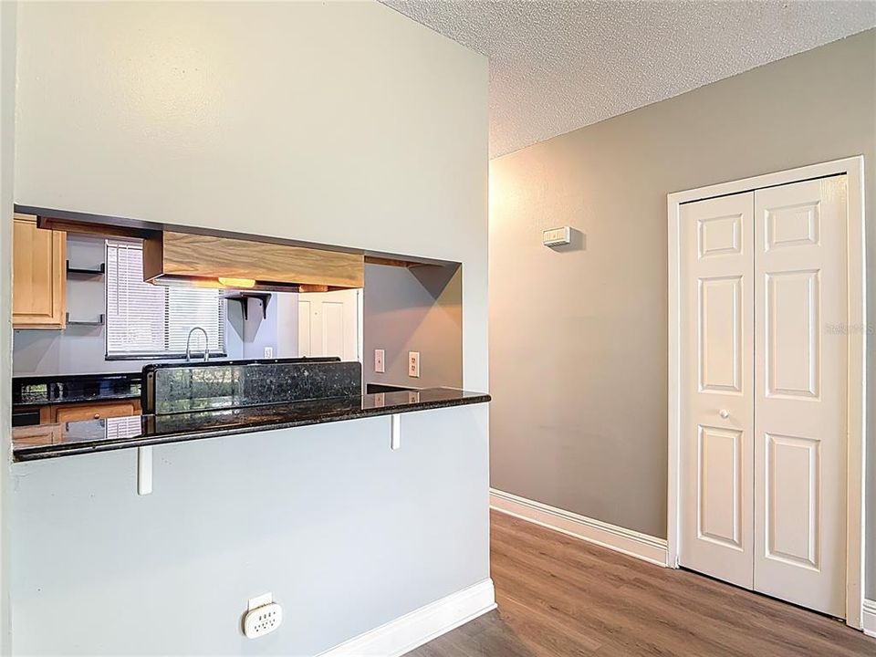 For Rent: $2,150 (2 beds, 2 baths, 860 Square Feet)