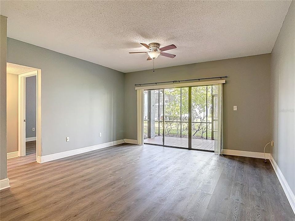 For Rent: $2,150 (2 beds, 2 baths, 860 Square Feet)