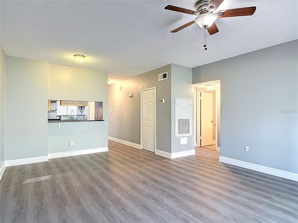 For Rent: $2,150 (2 beds, 2 baths, 860 Square Feet)