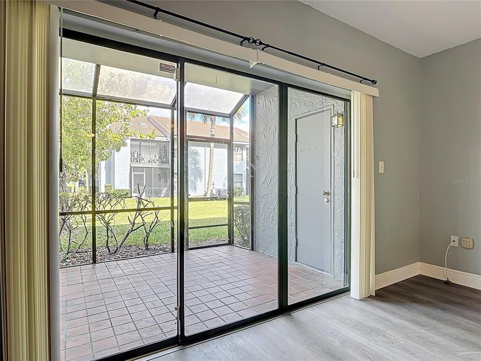 For Rent: $2,150 (2 beds, 2 baths, 860 Square Feet)