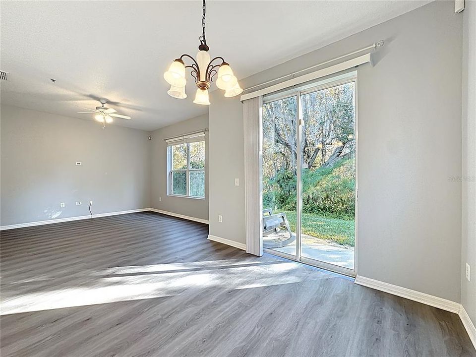 For Rent: $2,450 (3 beds, 2 baths, 1544 Square Feet)