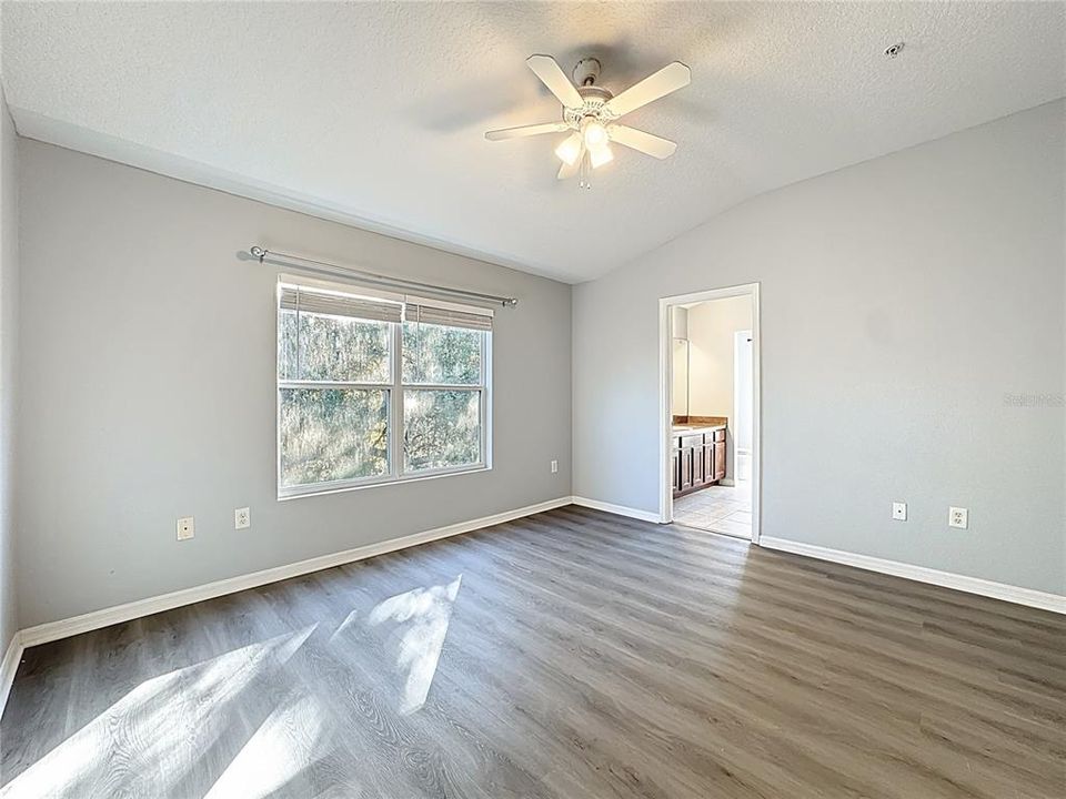 For Rent: $2,450 (3 beds, 2 baths, 1544 Square Feet)