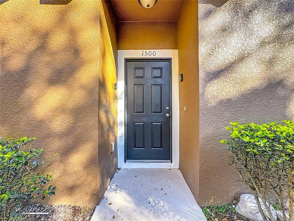 For Rent: $2,450 (3 beds, 2 baths, 1544 Square Feet)