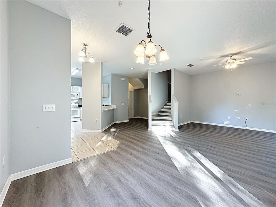 For Rent: $2,450 (3 beds, 2 baths, 1544 Square Feet)