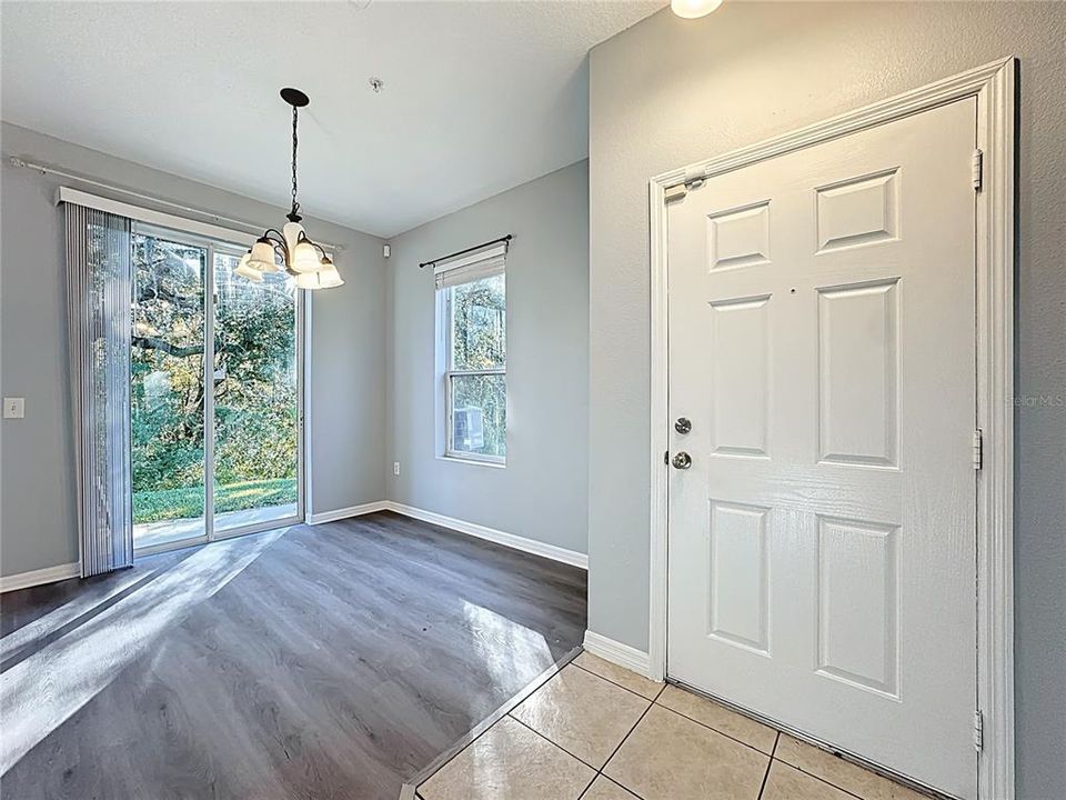 For Rent: $2,450 (3 beds, 2 baths, 1544 Square Feet)