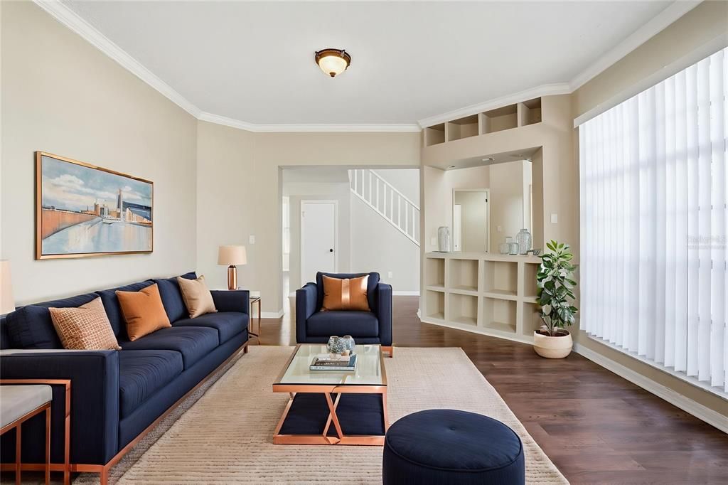 En Venta: $529,000 (5 camas, 2 baños, 3214 Pies cuadrados)